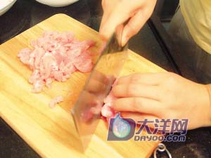 酸辣醒胃木耳絲的做法(圖解)-