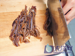 金針菇蒸雞腿的做法(圖解)-
