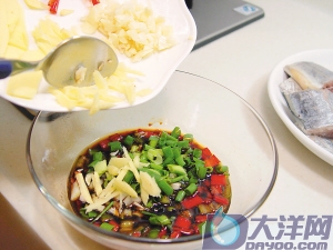 香燜蘿蔔帶魚的做法(圖解)-