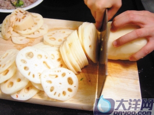 鴛鴦藕片的做法(圖解)-