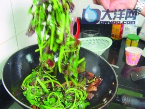 臘肉炒莧菜的做法(圖解)-