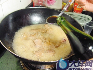 怪味排骨的詳細做法(圖解)-