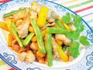 地瓜燒五花肉的詳細做法(圖解)-久久菜譜網