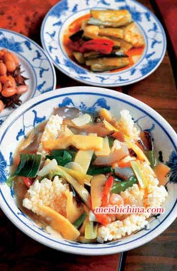 剩飯巧變身——三鮮鍋巴
