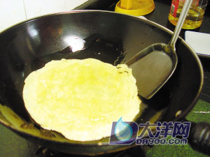 美味早餐肉鬆蛋卷的做法(圖解)-