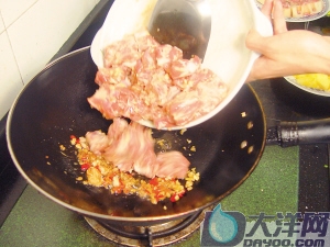 糖心菠蘿排骨的做法（圖解）-