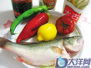 泰式蒸鱸魚的詳細做法(圖解)-