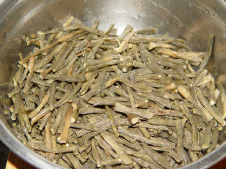 川菜豇豆燒肉的做法(圖解)-久久菜譜網