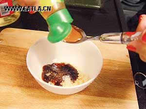金針菇蒸雞腿