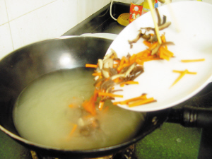 香菇魚丸羹