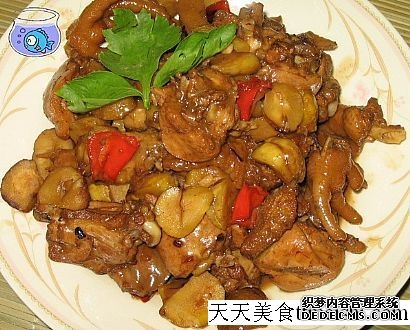 板栗燒雞菜譜圖片